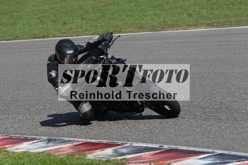 /Archiv-2022/64 19.09.2022.09 Plüss Moto Sport Yamaha Fun Day ADR/Einsteiger/20